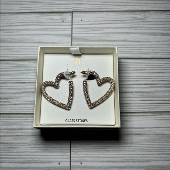 House of Harlow heart shaped earrings - Picture 4 of 4